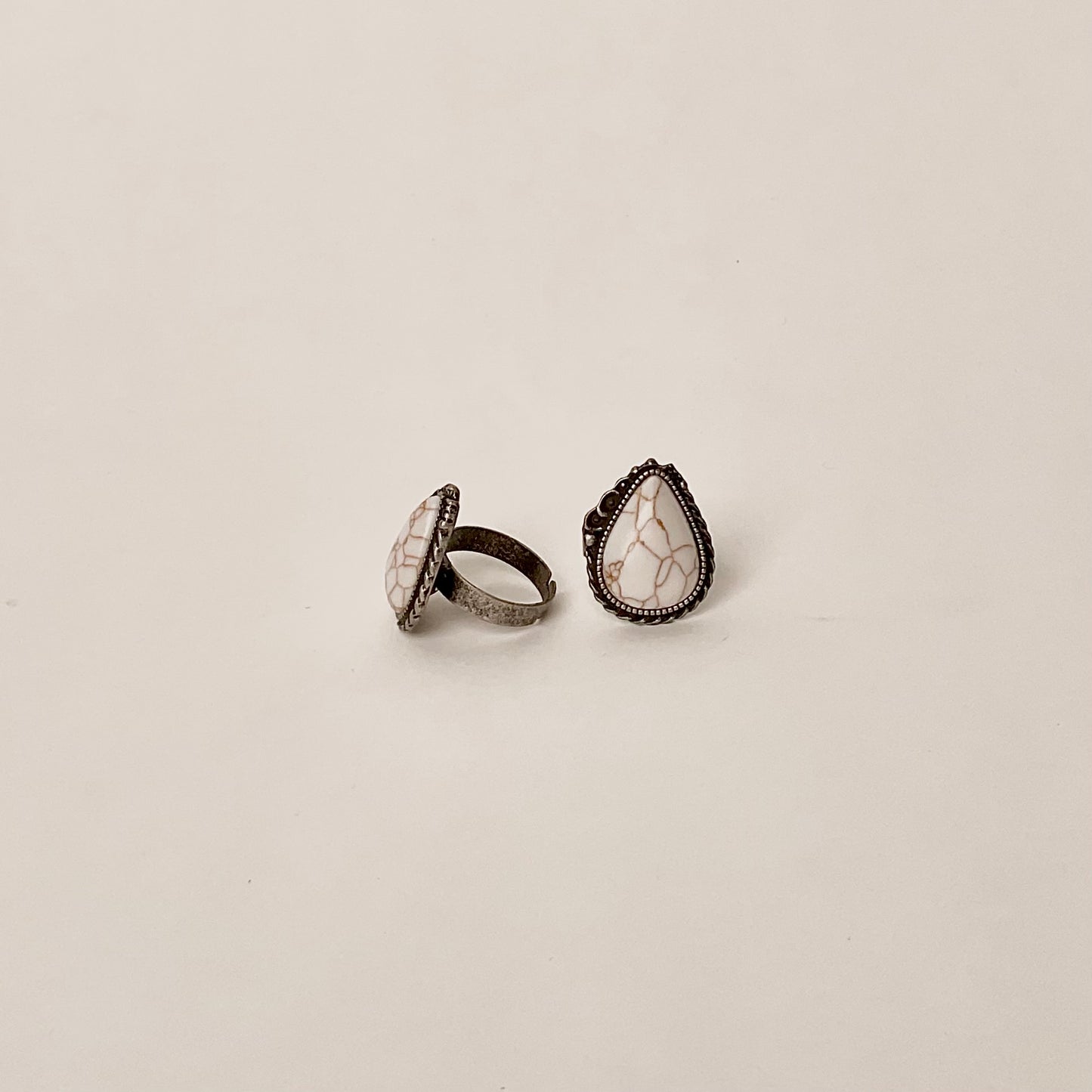 Western Teardrop Stone Ring- Medium