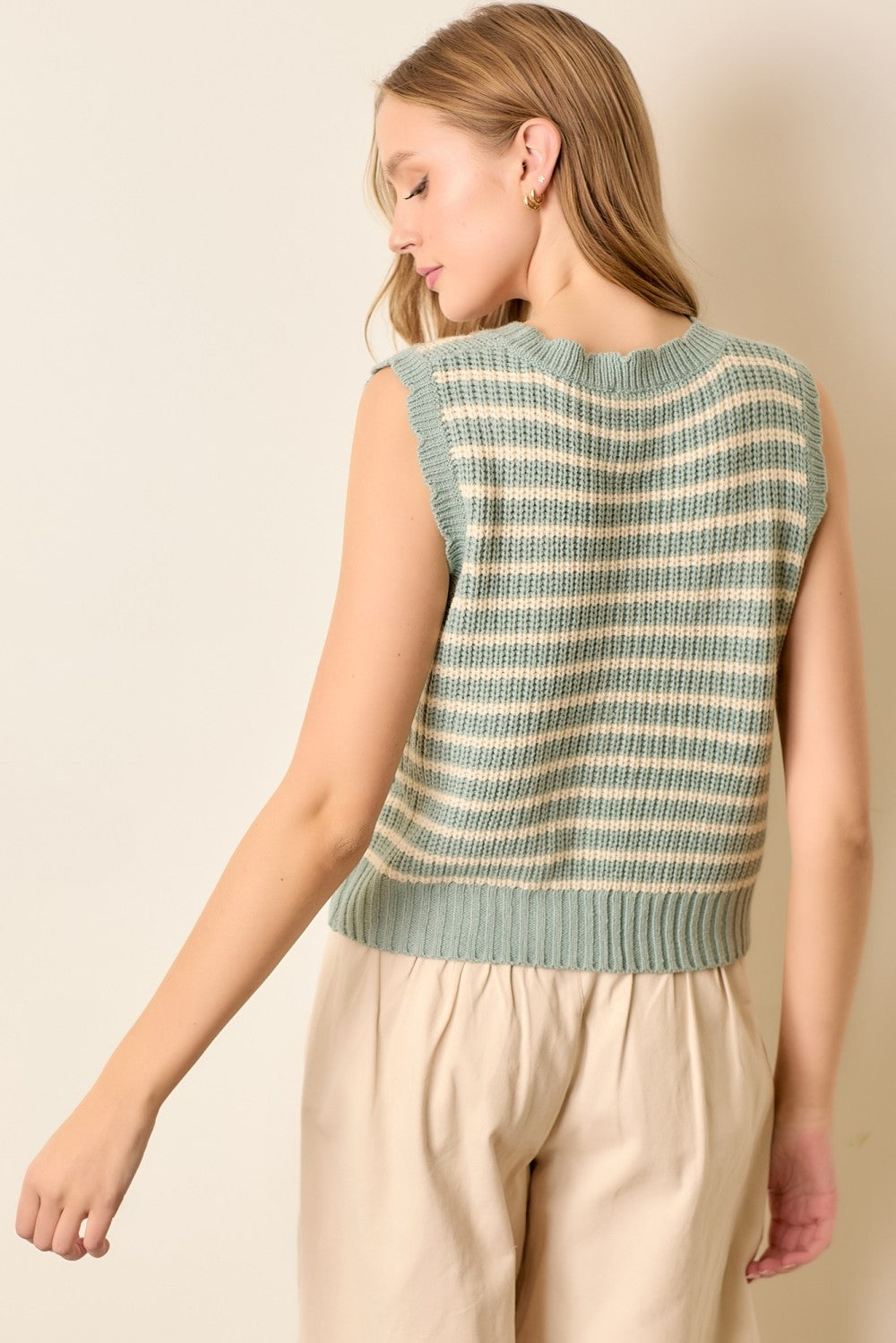 Foam Traces Skin Sweater Vest