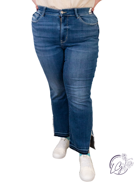 Curvy Tracey Fray Slit Release Straight Leg By Judy Blue