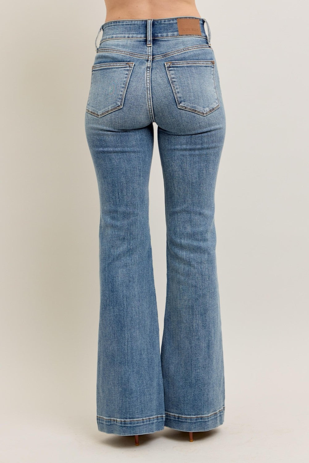 Sutton High RIse Flare Non Distressed by Judy Blue