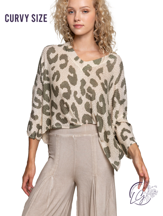 Curvy Leopard Lover Lightweight Sweater