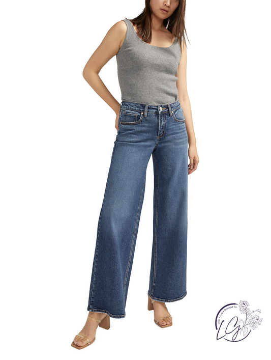 Johanna Suki Mid Rise Wide Leg Jeans by Silver Jeans