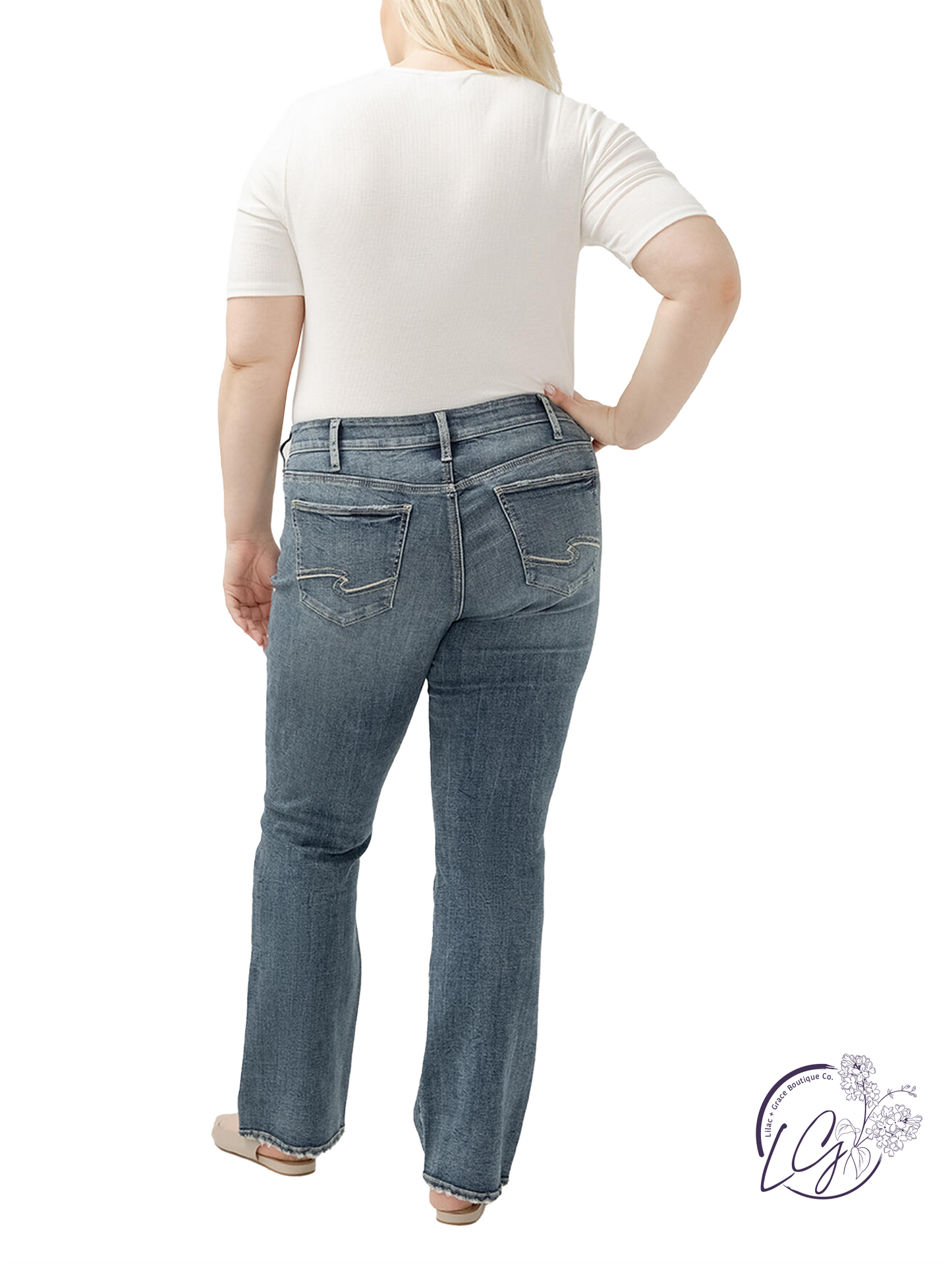 Curvy Farrah Suki Mid Rise Bootcut Jeans by Silver Jeans