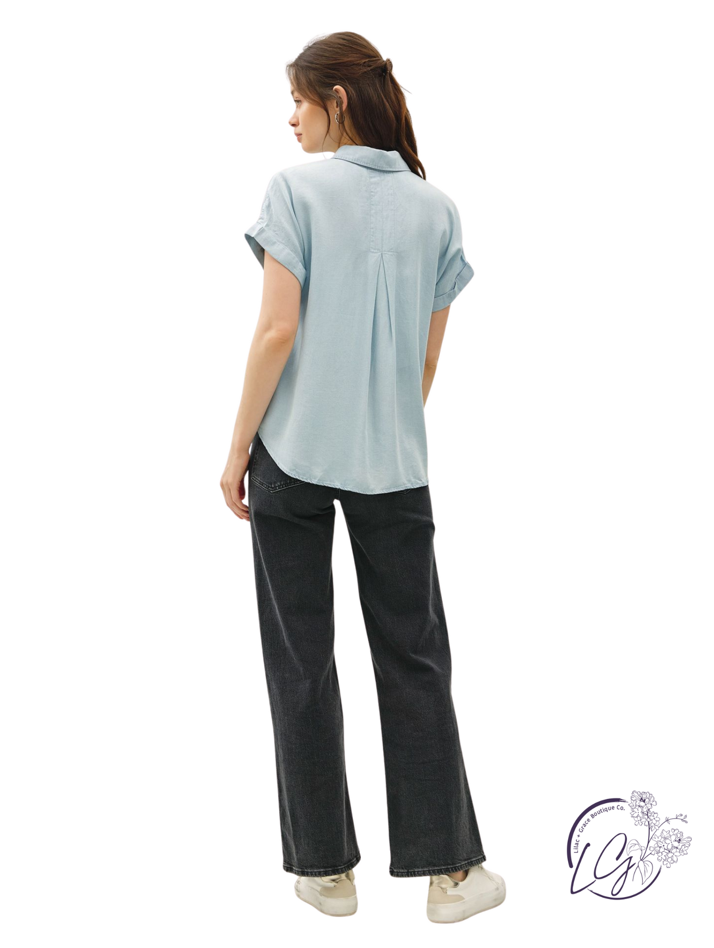 Hills Catch Wind Button Up Shirt