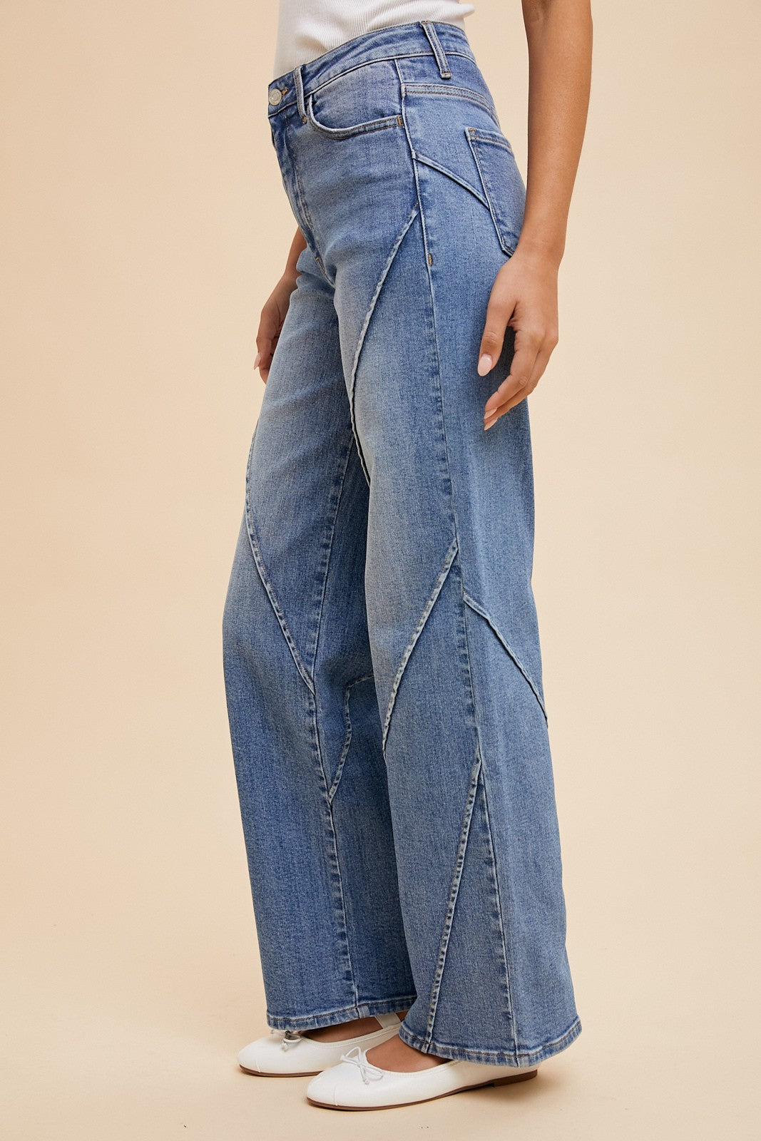 Modern Seam Wide Leg Jeans