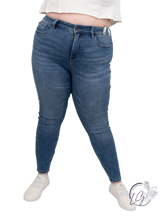 Curvy Phoebe High-Rise Tummy Control Skinny by Judy Blue