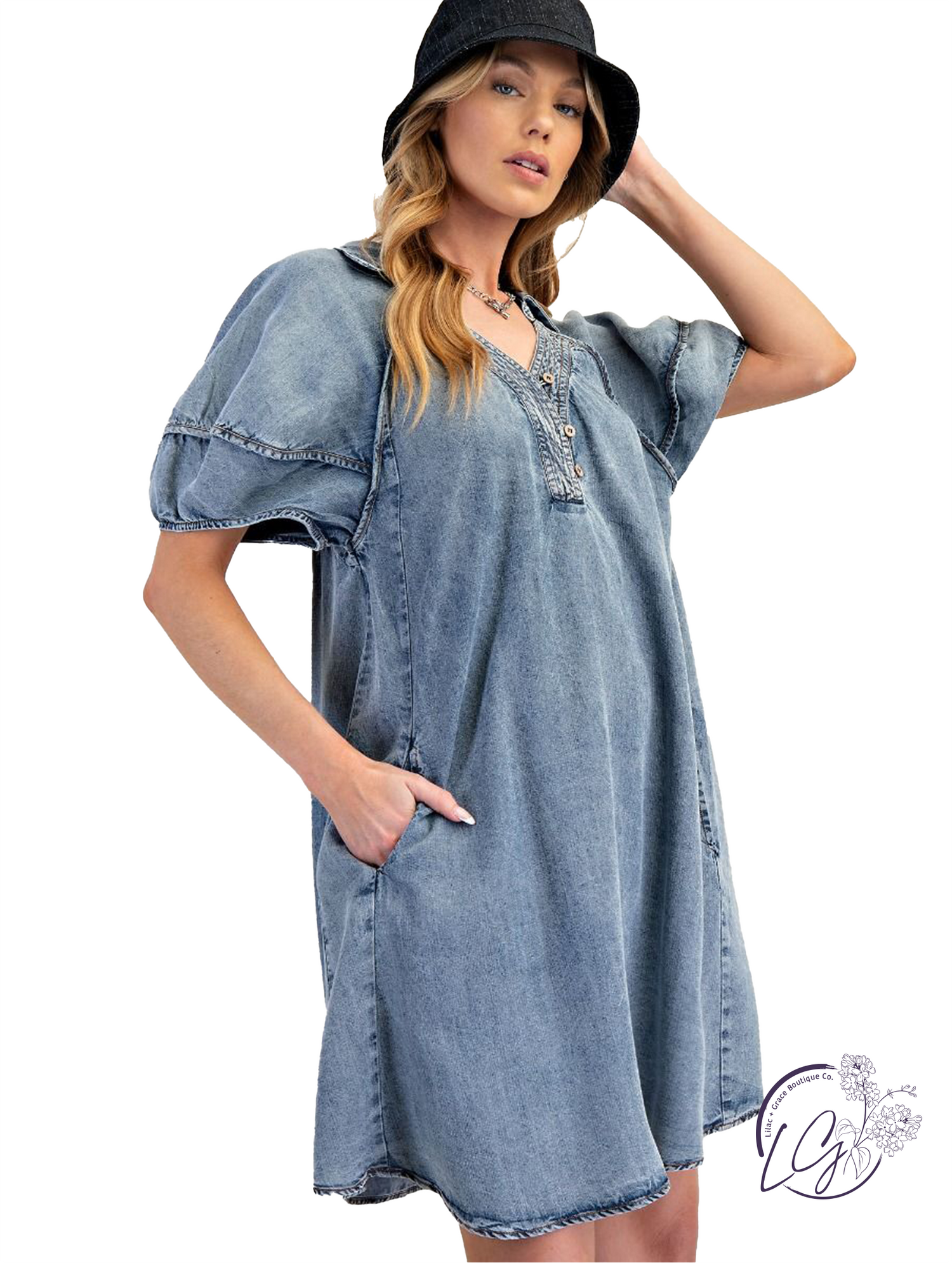 Blueveil Chambray Dress Washed Denim / Medium Blueveil Chambray Dress Washed Denim / Medium