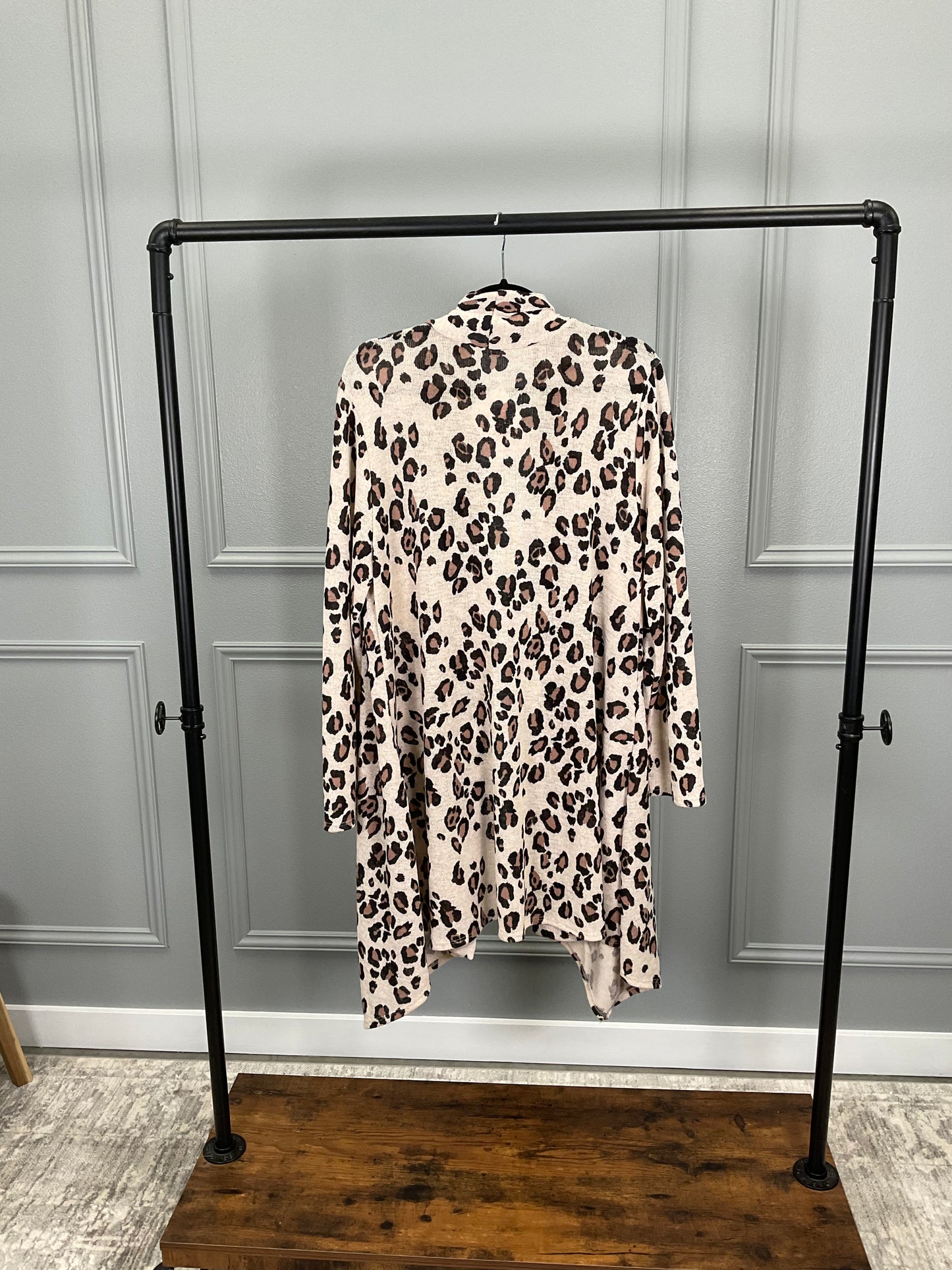 Curvy Looking at Leopard Draped Cardigan