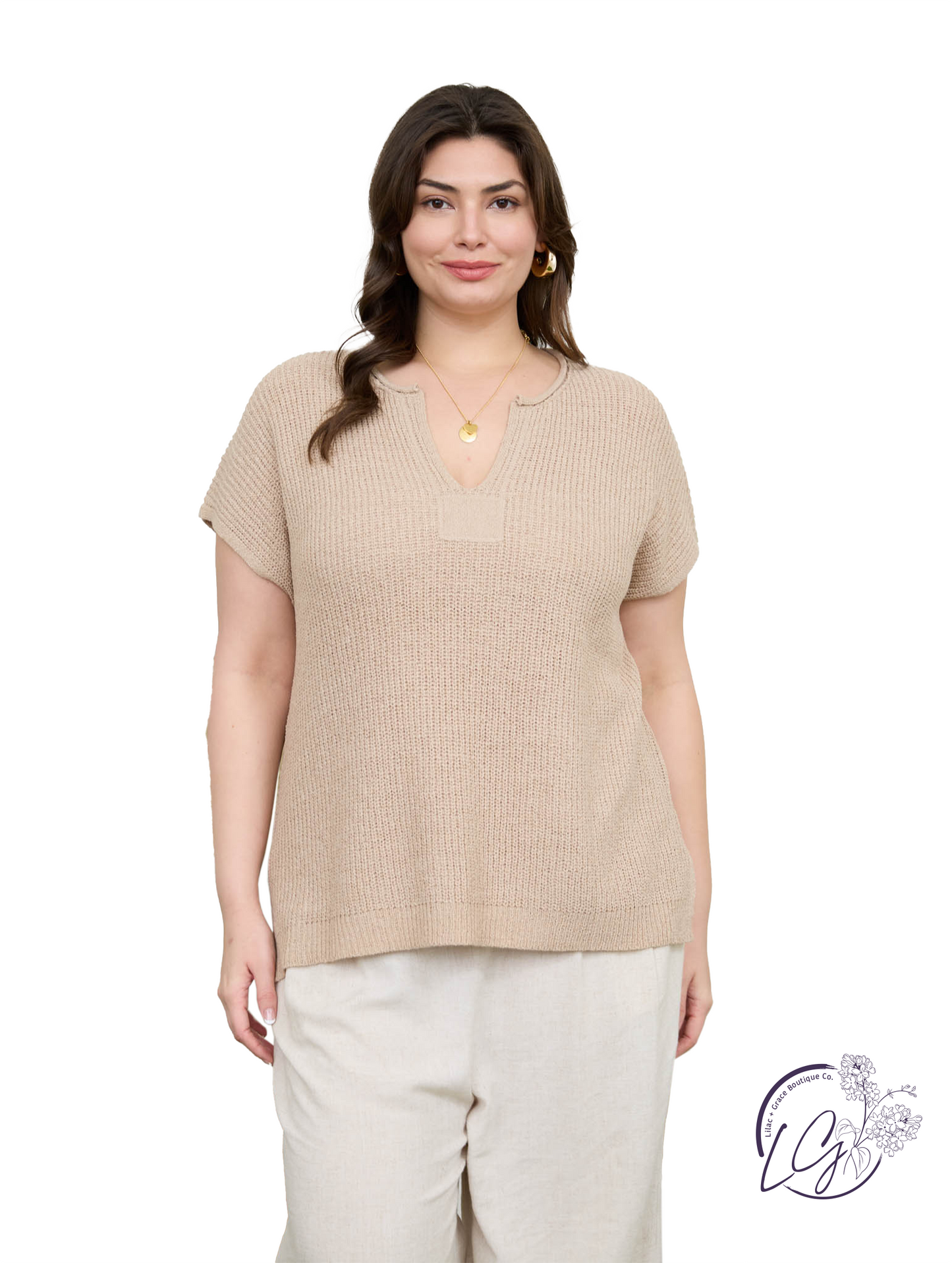 Curvy Sundell Split Neck Pullover Top