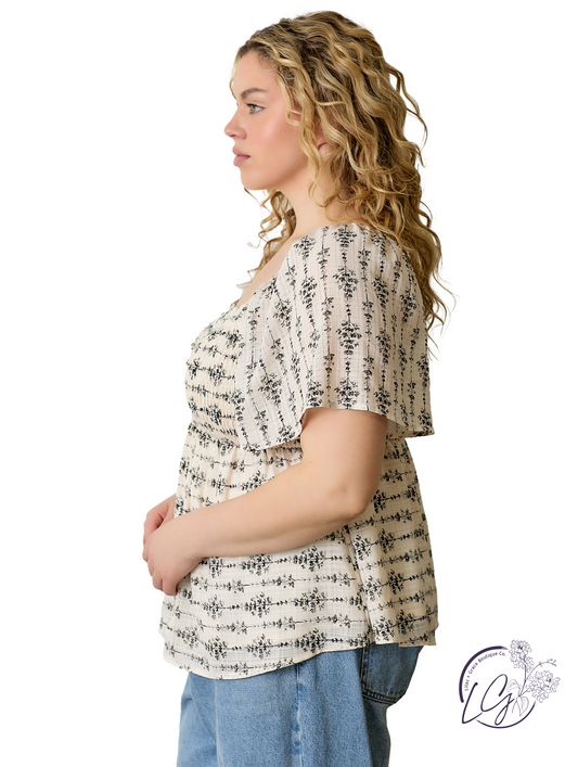 Curvy Dawn Wreaks With Warmth Top