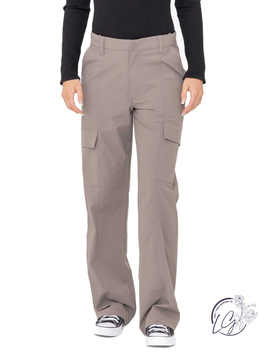 Venture Vogue Wide-Leg Cargo Pants