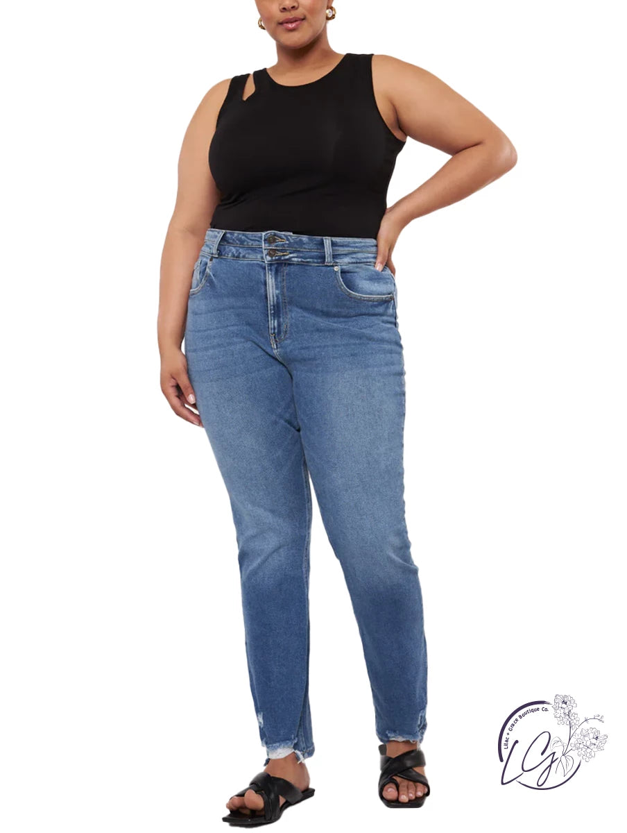 Curvy Solvei High Rise Slim Straight By Kancan