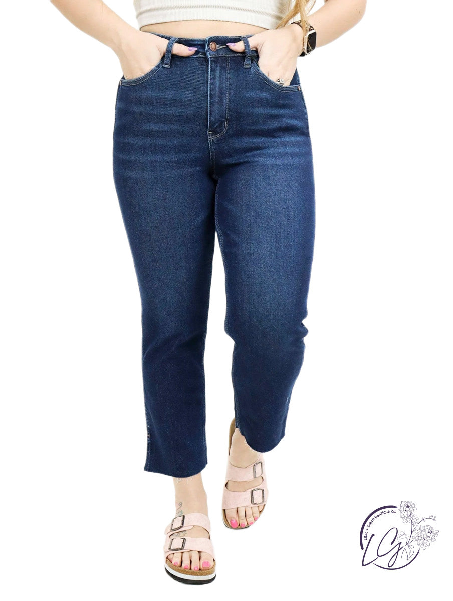 Curvy Regina Crop Straight Jeans By Judy Blue