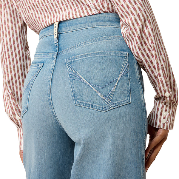 Ariat Ultra High Rise Luana Wide Leg Jeans