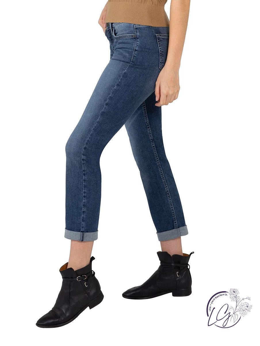 The Mid-Rise Slim Straight by Silver Jeans