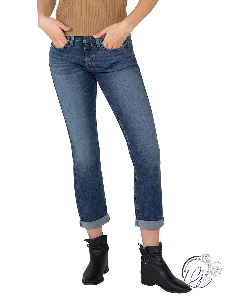 The Mid-Rise Slim Straight by Silver Jeans