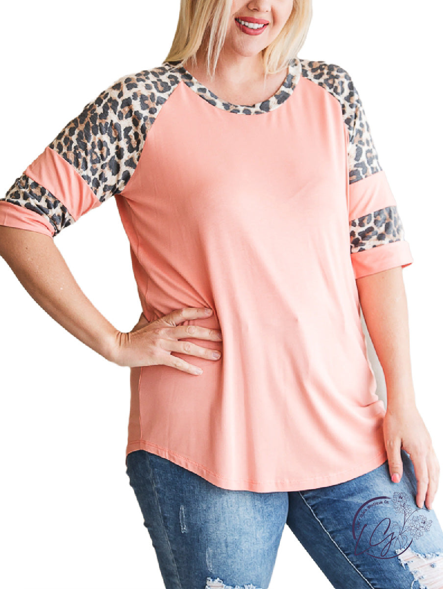 Curvy On The Record Leopard Short Sleeve