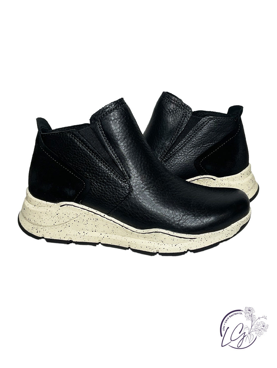 Oana Sneaker by Bionica Footwear