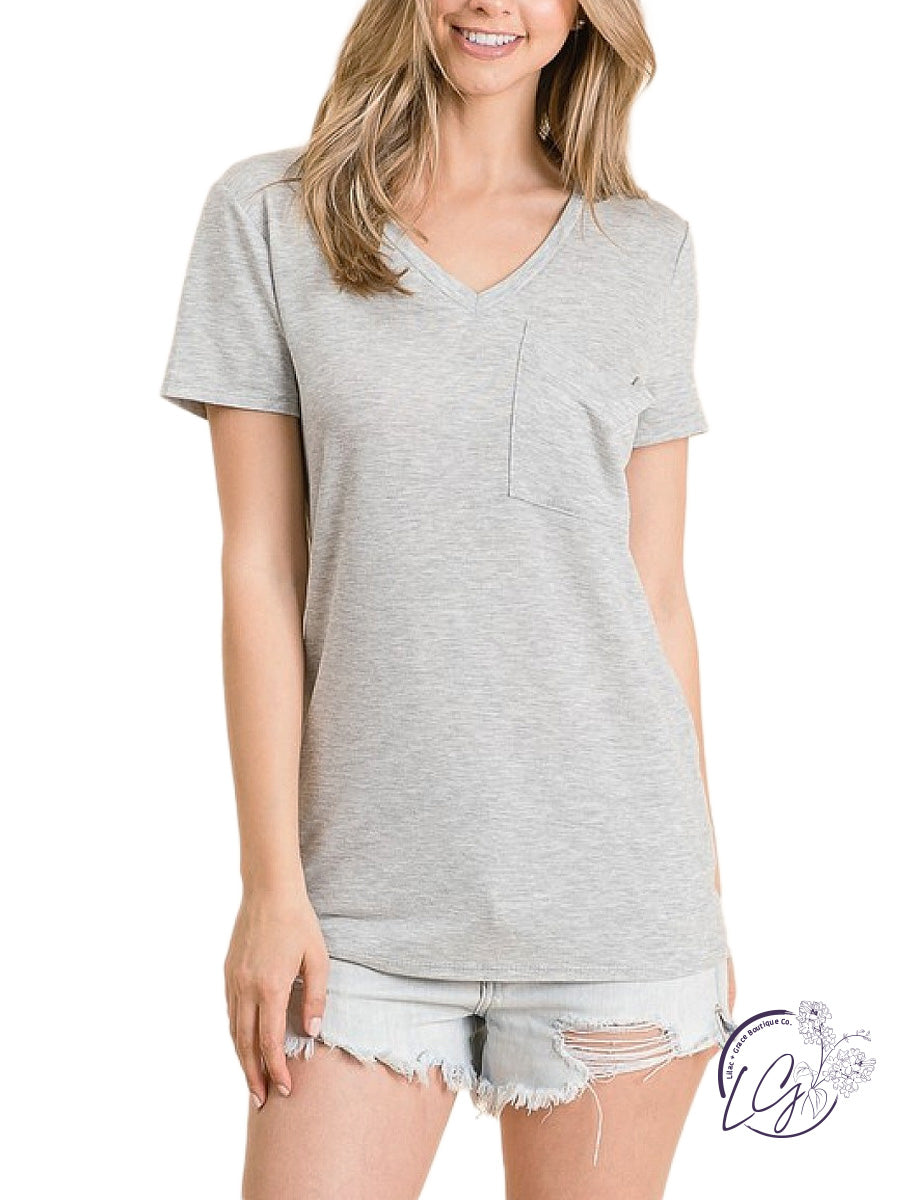 Curvy Basic & Casual V-Neck Tee