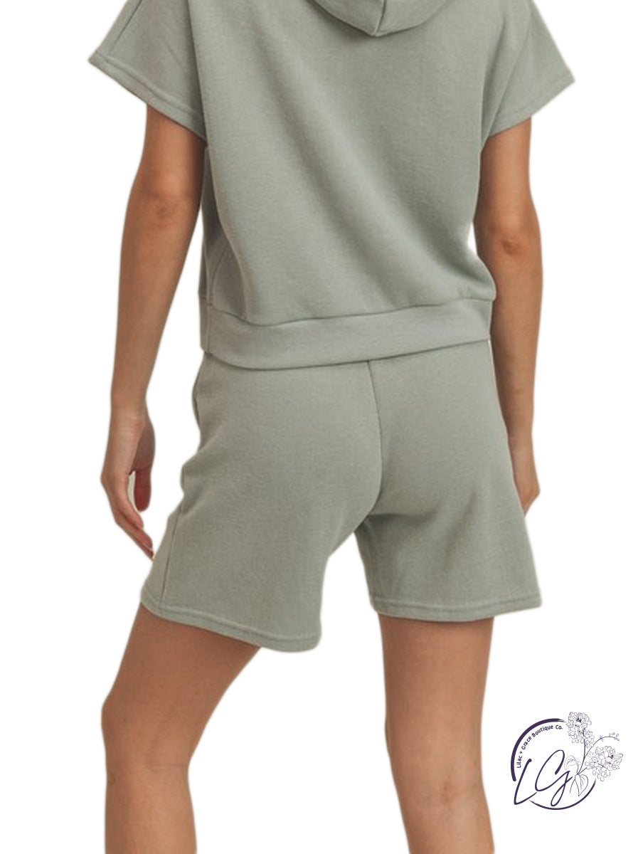 Wide-Cut Drawstring Sweatshorts